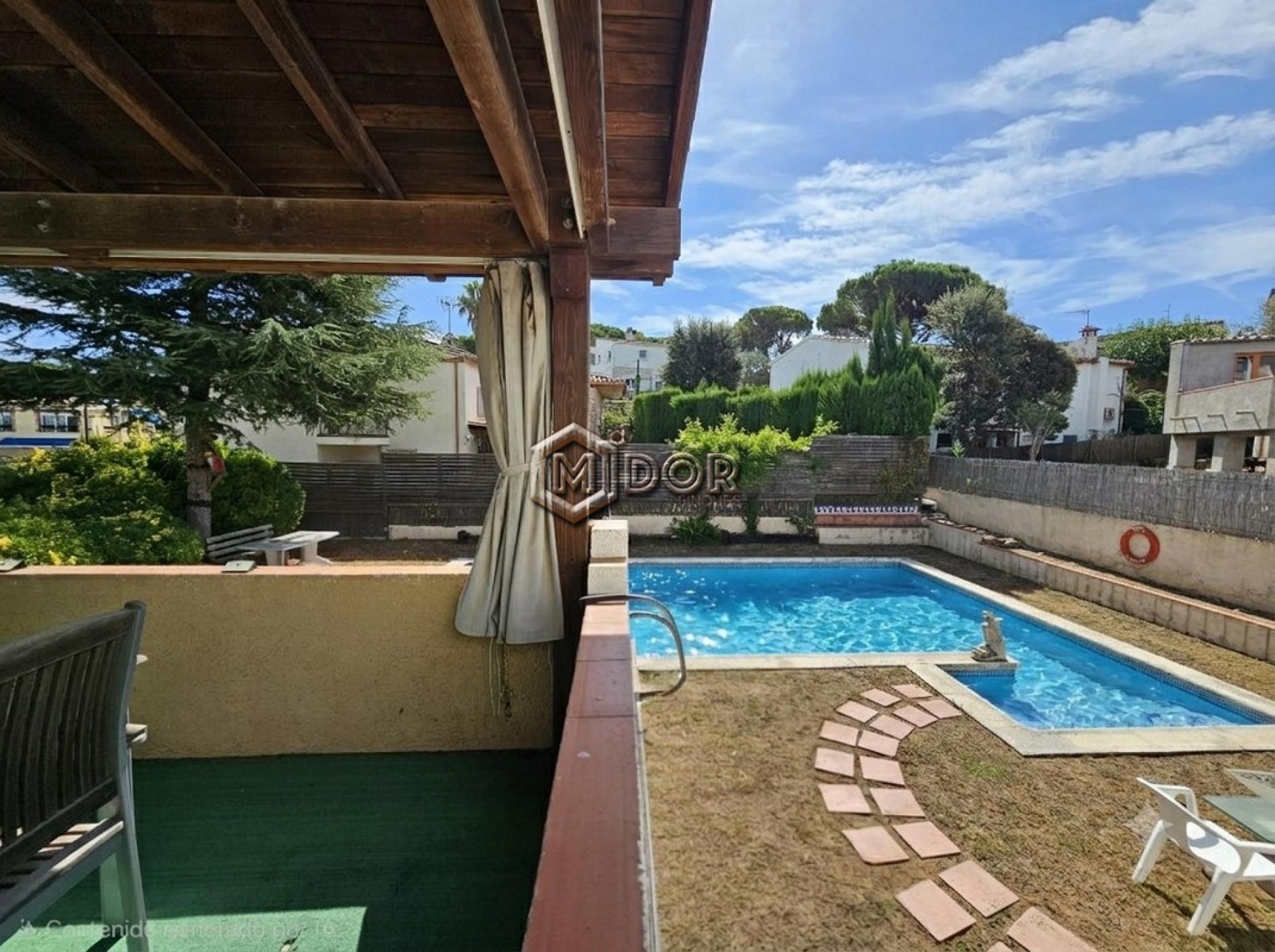 CASA AMB GRAN POTENCIAL I PISCINA PRIVADA A MAS TREMPAT (SANTA CRISTINA D'ARO)