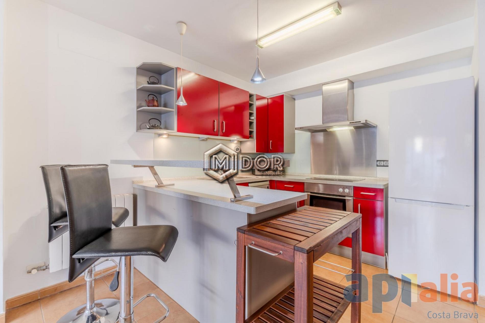 APARTMENT WITH TERRACE IN CASSA DE LA SELVA