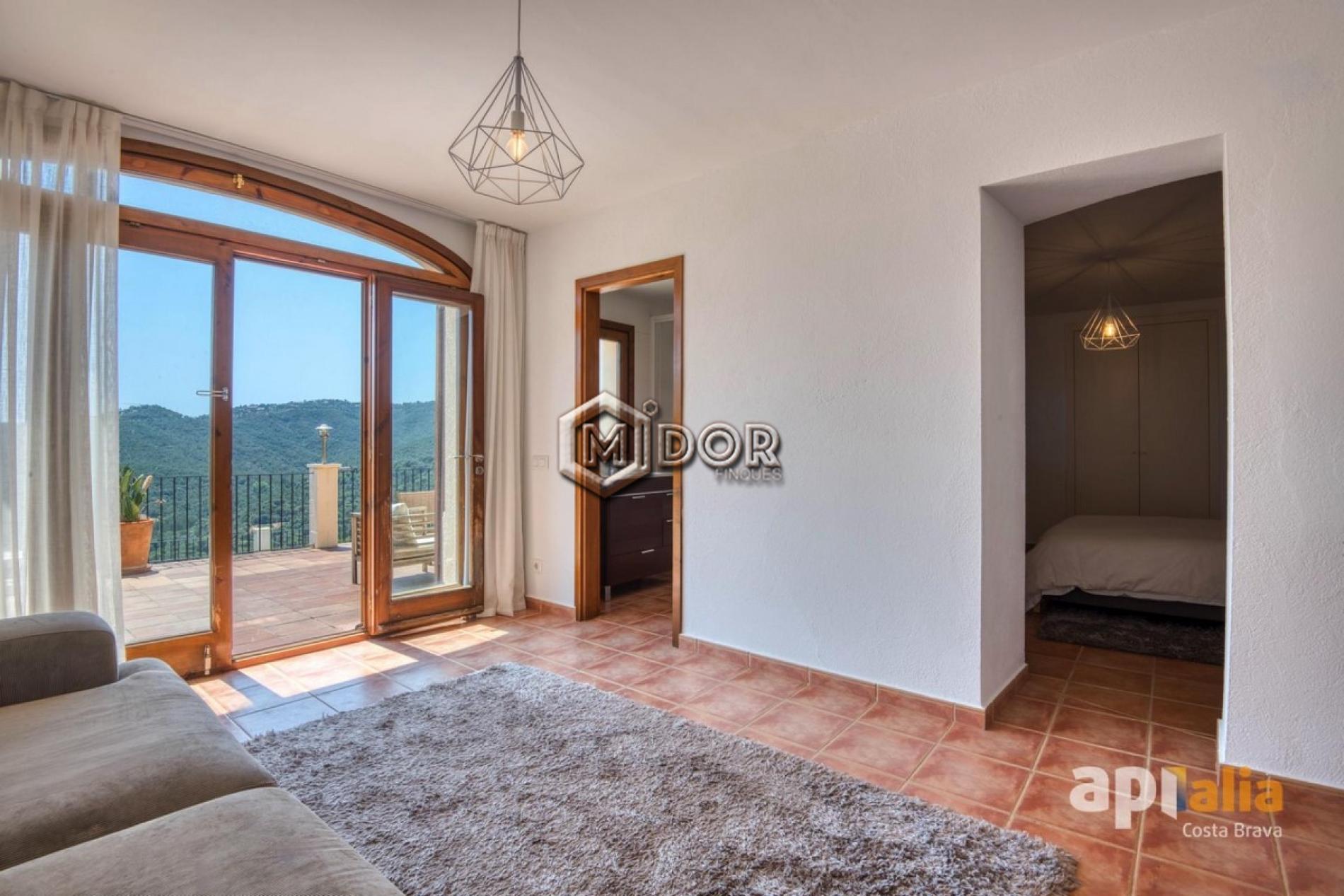 CASA AMB PISCINA A CALONGE