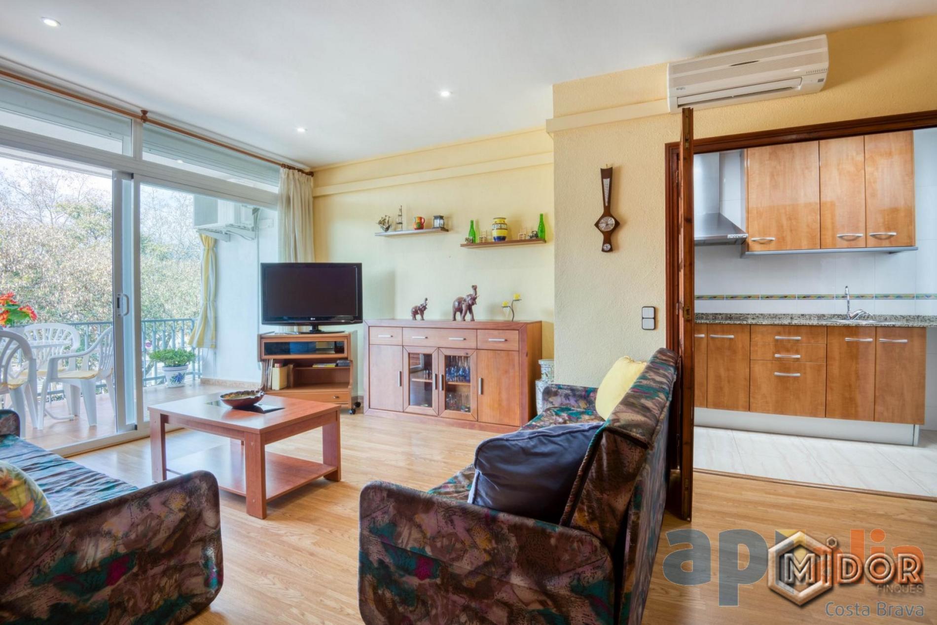 PENTHOUSE IN PLATJA D'ARO (CENTRAL AREA)