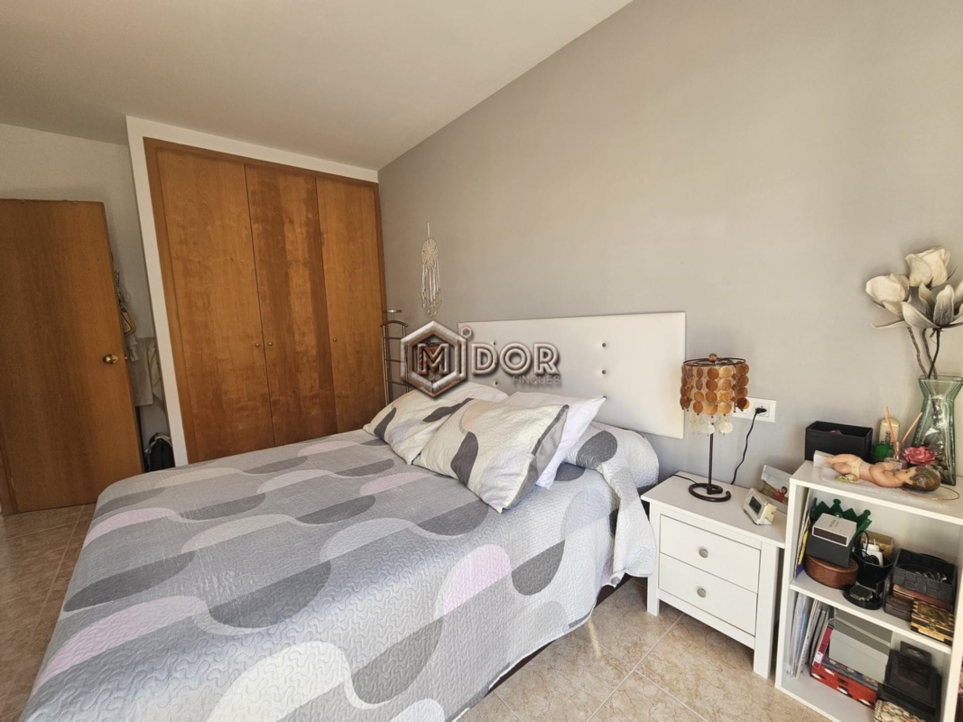 AMPLI I LLUMINÓS APARTAMENT A SANT FELIU DE GUÍXOLS (ZONA ESCLAT)