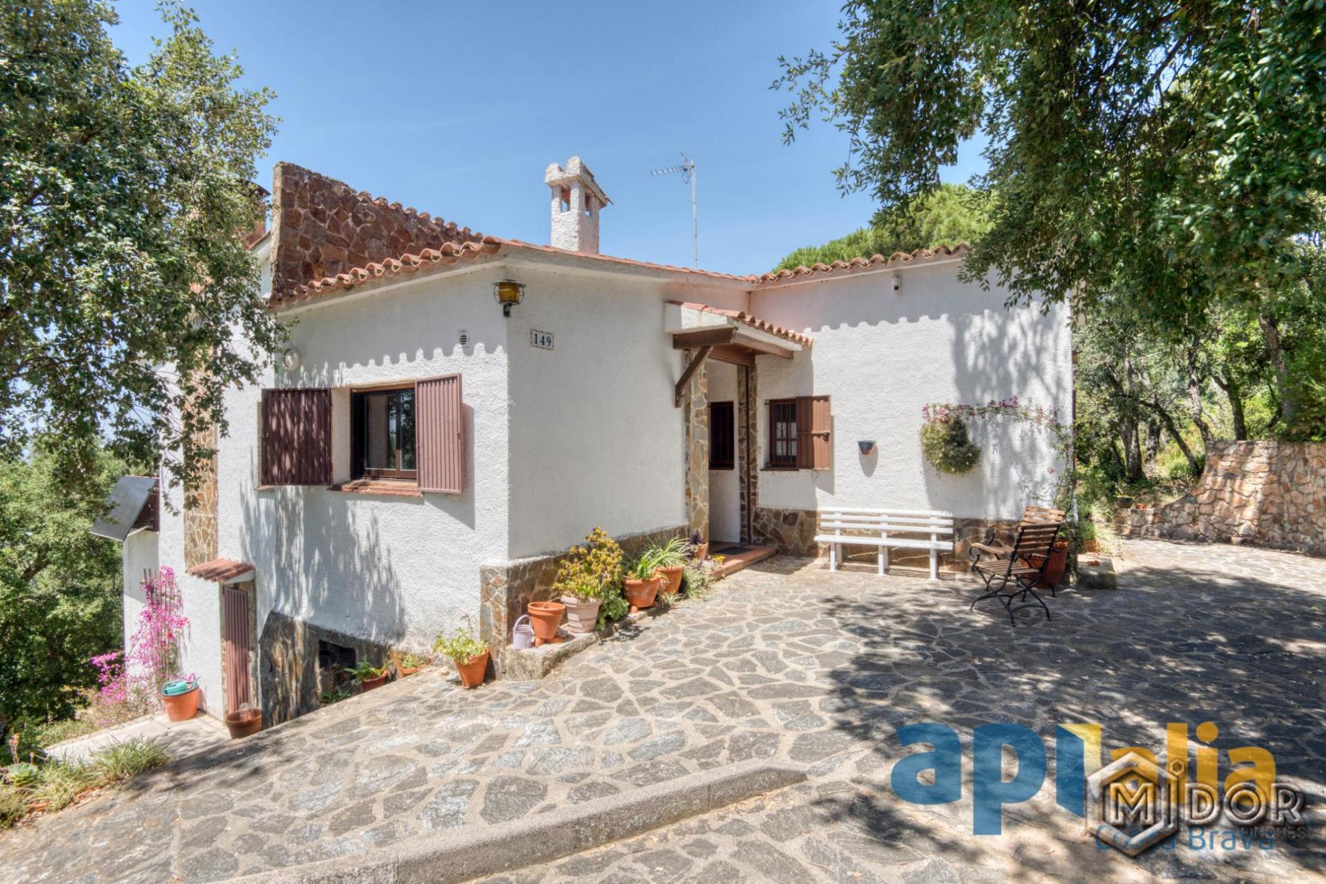 CASA AMB PISCINA A ST. MIQUEL D'ARO