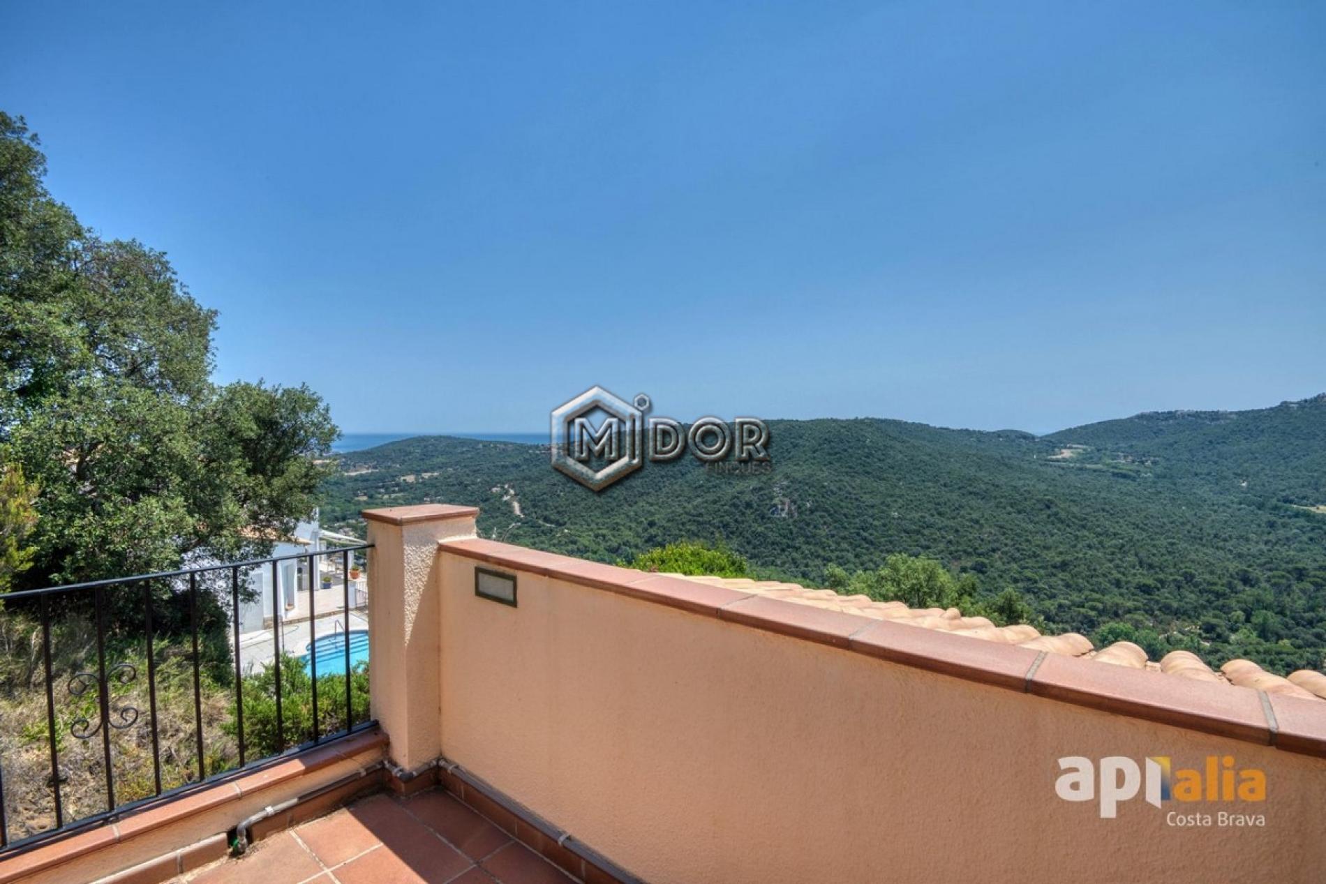 CASA AMB PISCINA A CALONGE