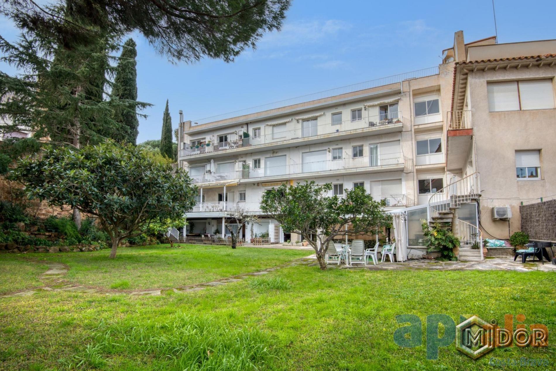 APARTAMENT PER REFORMAR A 170m DE LA PLATJA