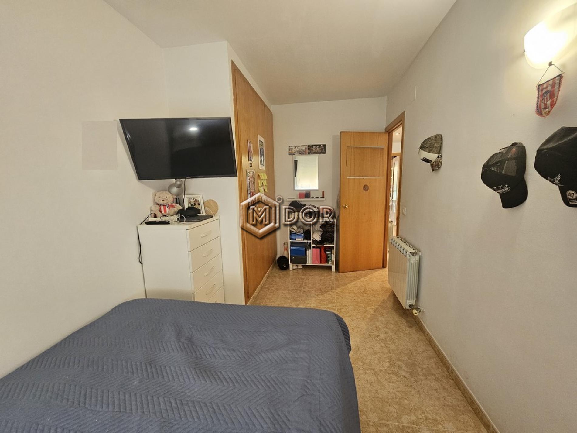 AMPLI I LLUMINÓS APARTAMENT A SANT FELIU DE GUÍXOLS (ZONA ESCLAT)
