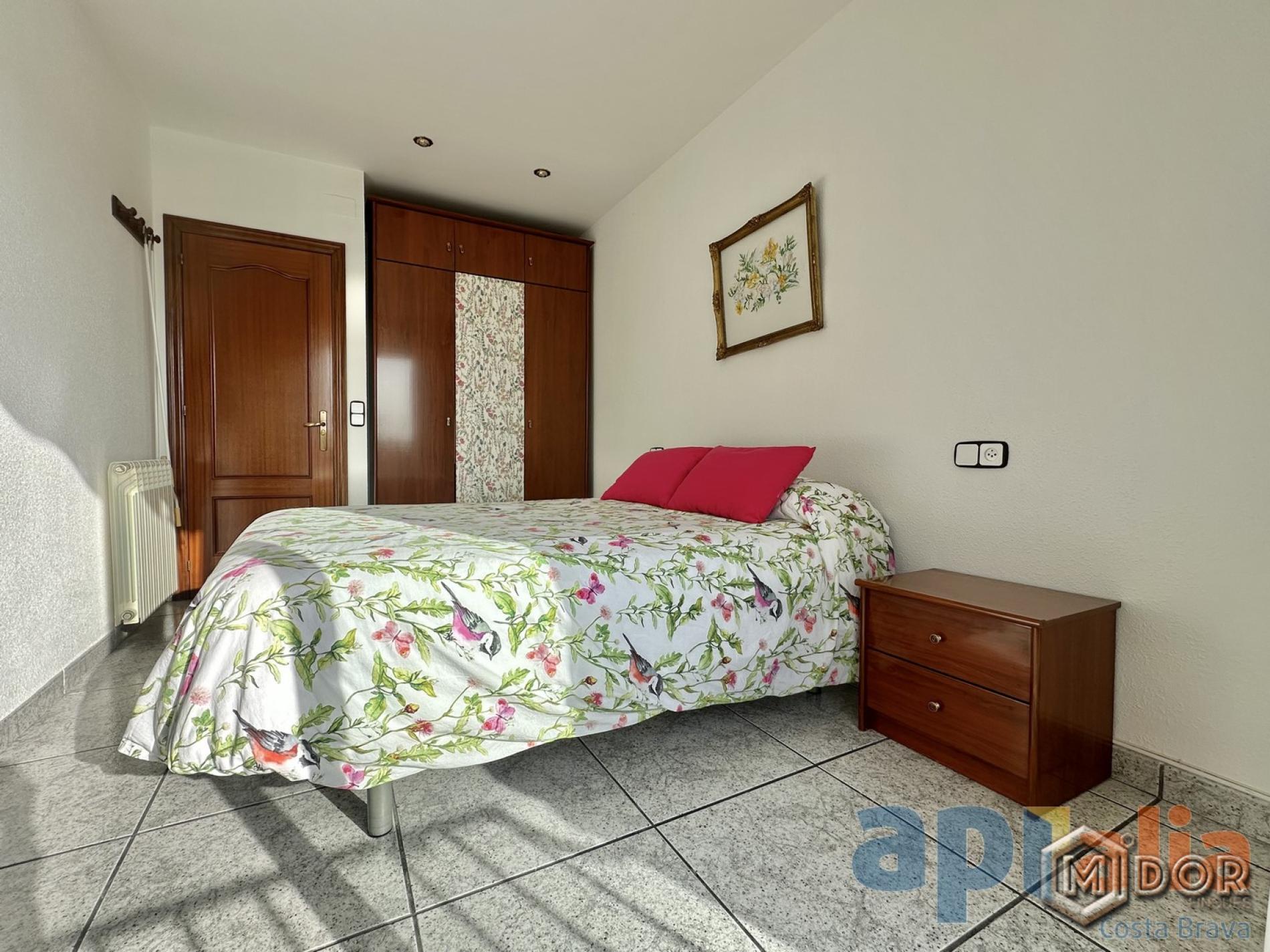 TOWNHOUSE IN THE HEART OF CASTELL-D'ARO