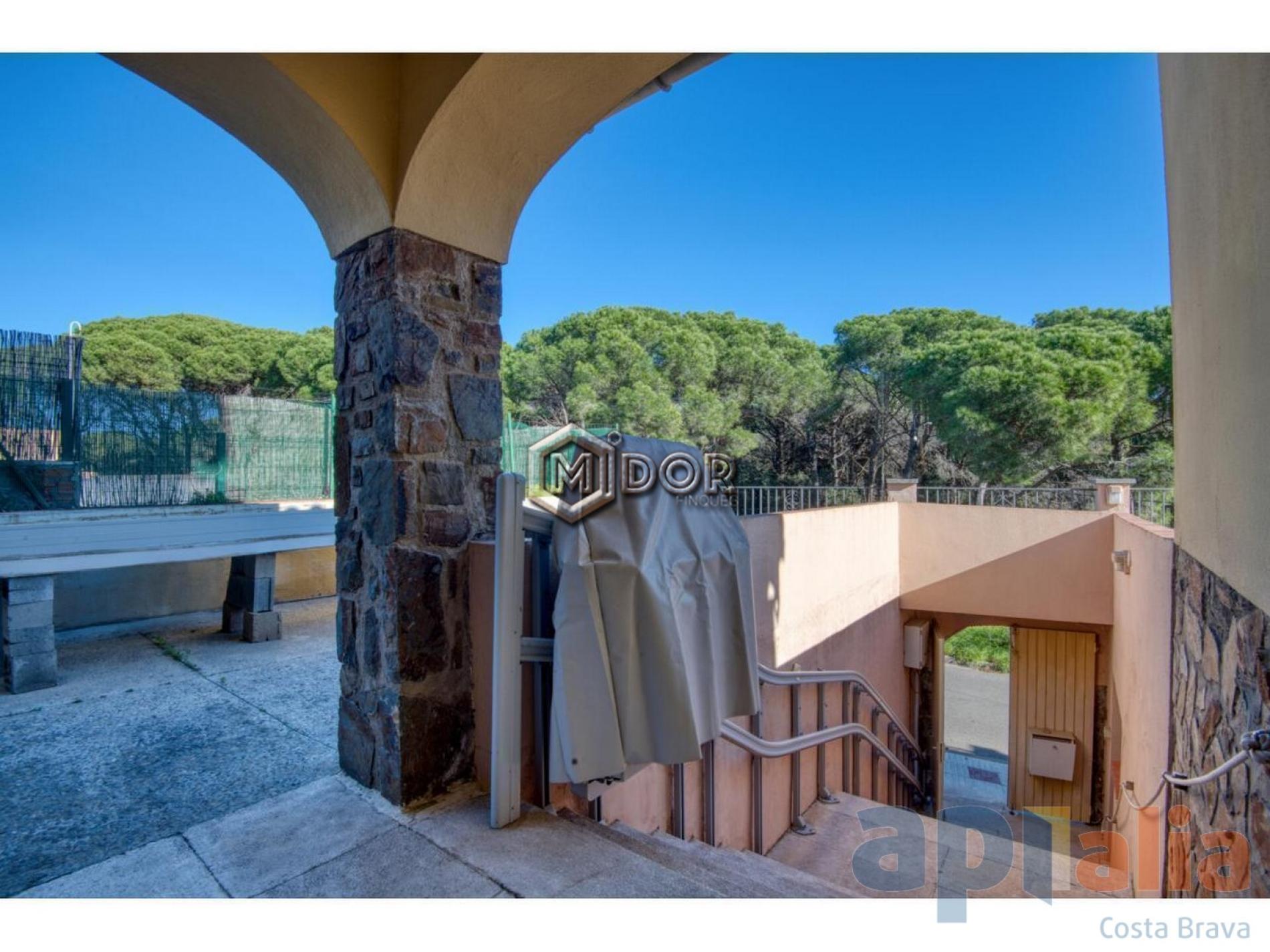 CASA AMB JARDÍ I PISCINA A S'AGARÓ