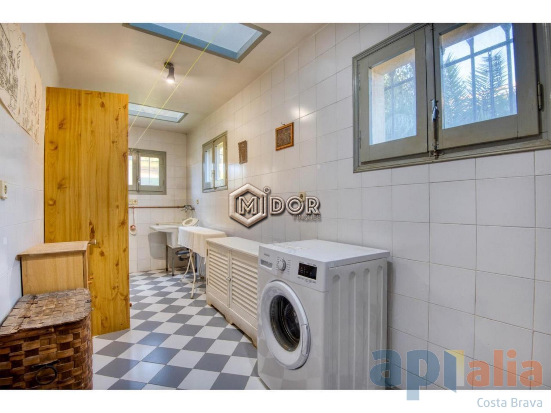 CASA AMB JARDÍ I PISCINA A S'AGARÓ