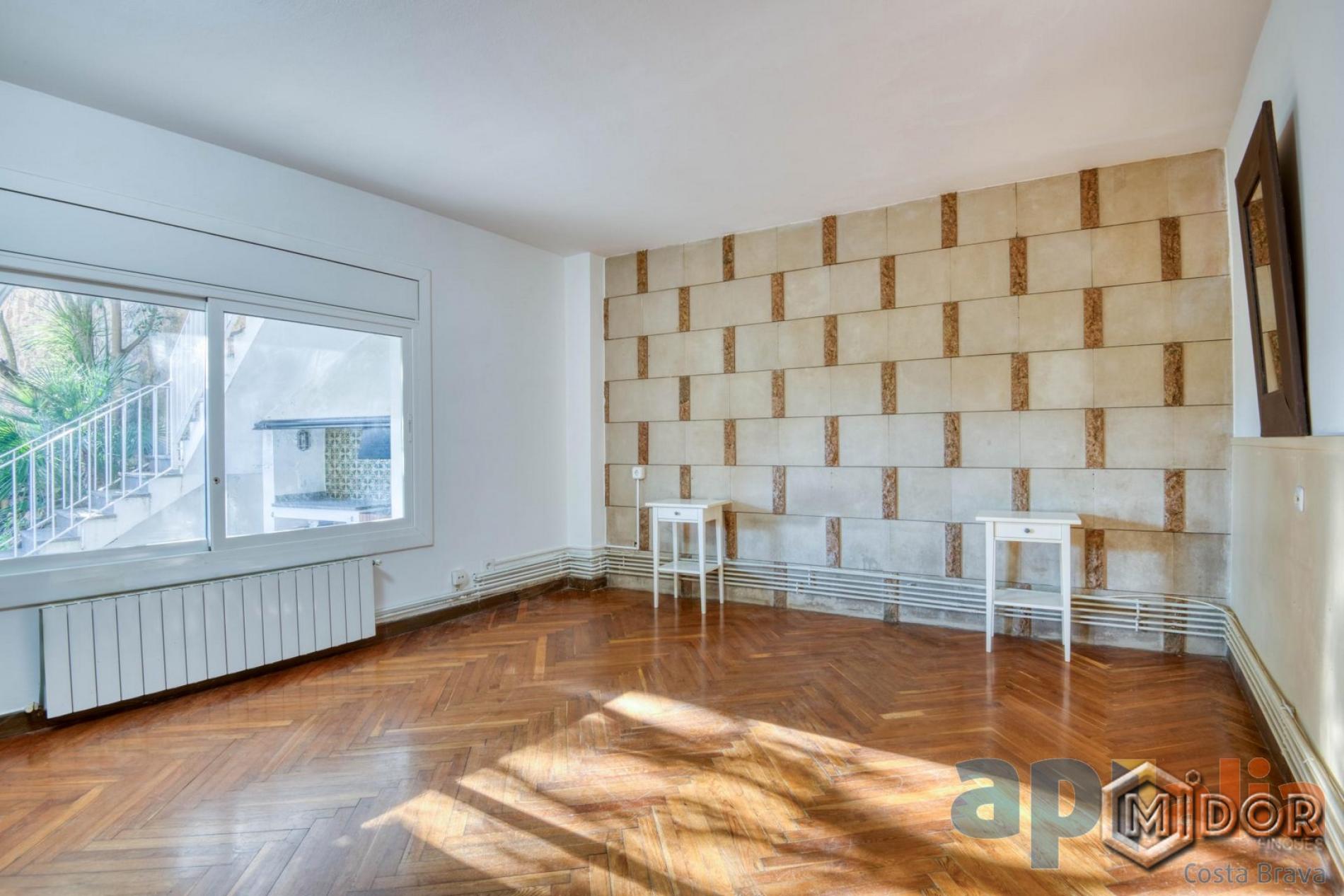 APARTAMENT AMB LLICÈNCIA TURÍSTICA A 50m DE LA PLATJA