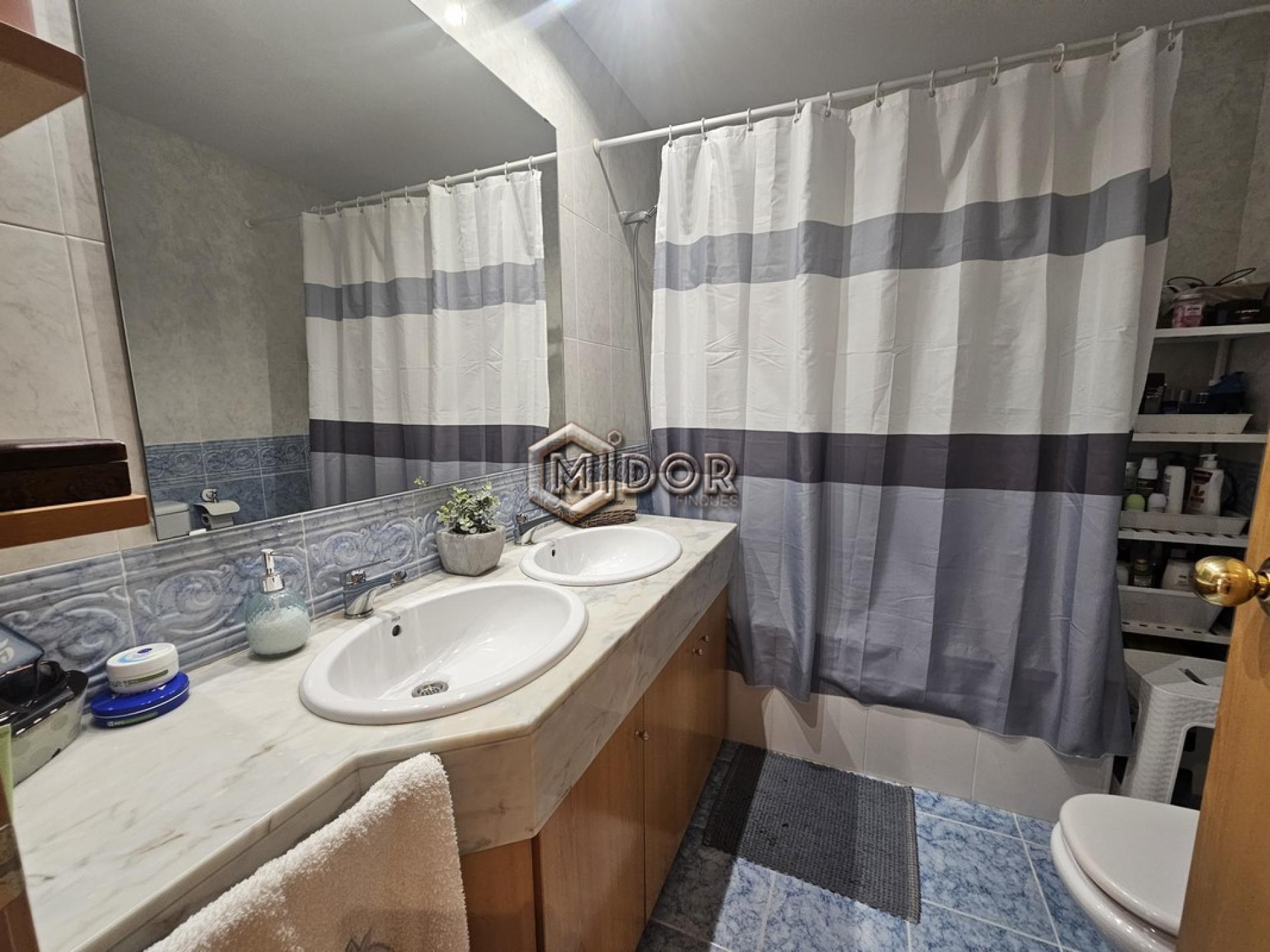 AMPLI I LLUMINÓS APARTAMENT A SANT FELIU DE GUÍXOLS (ZONA ESCLAT)