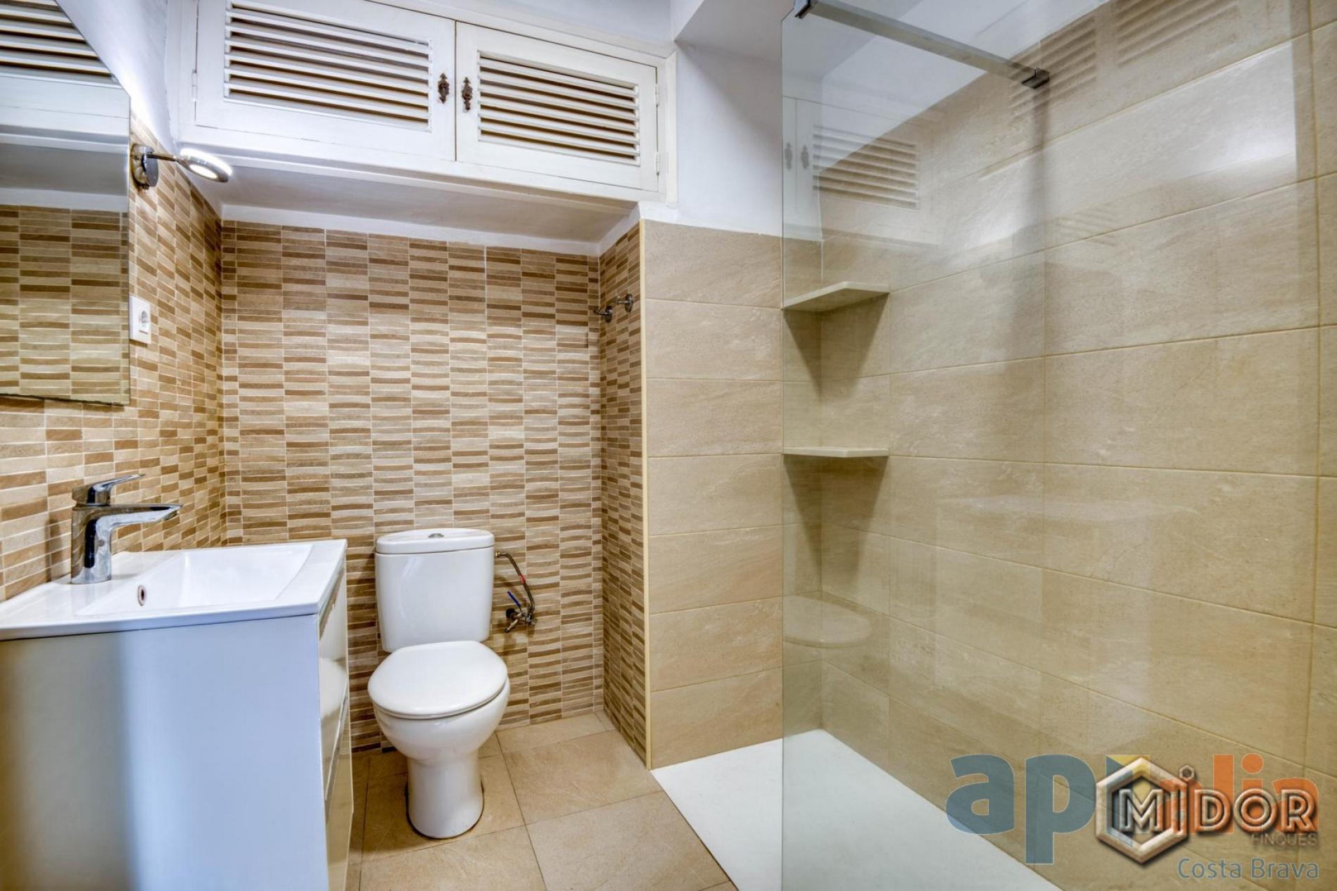 APARTAMENT AMB LLICÈNCIA TURÍSTICA A 50m DE LA PLATJA