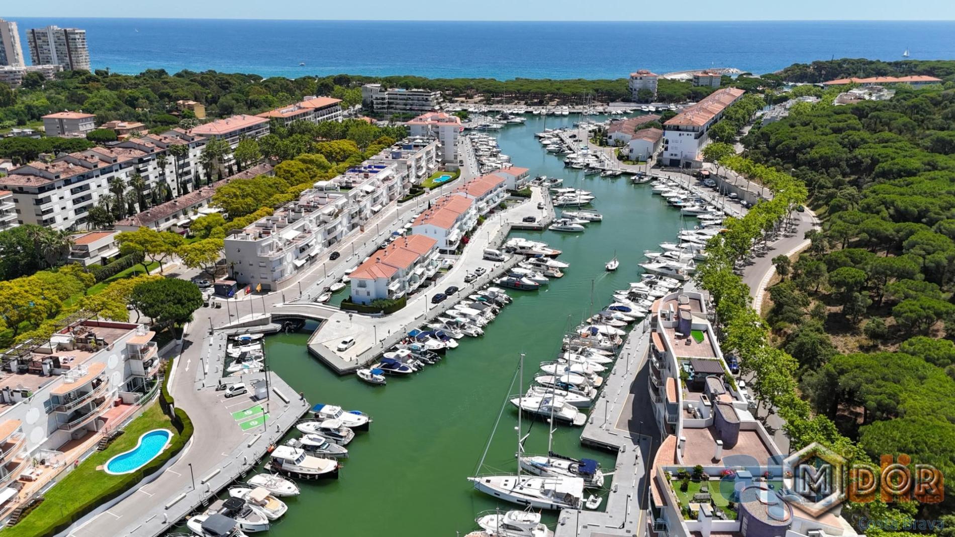 APARTAMENT A ZONA MARINA PORT D'ARO (PLATJA D'ARO)