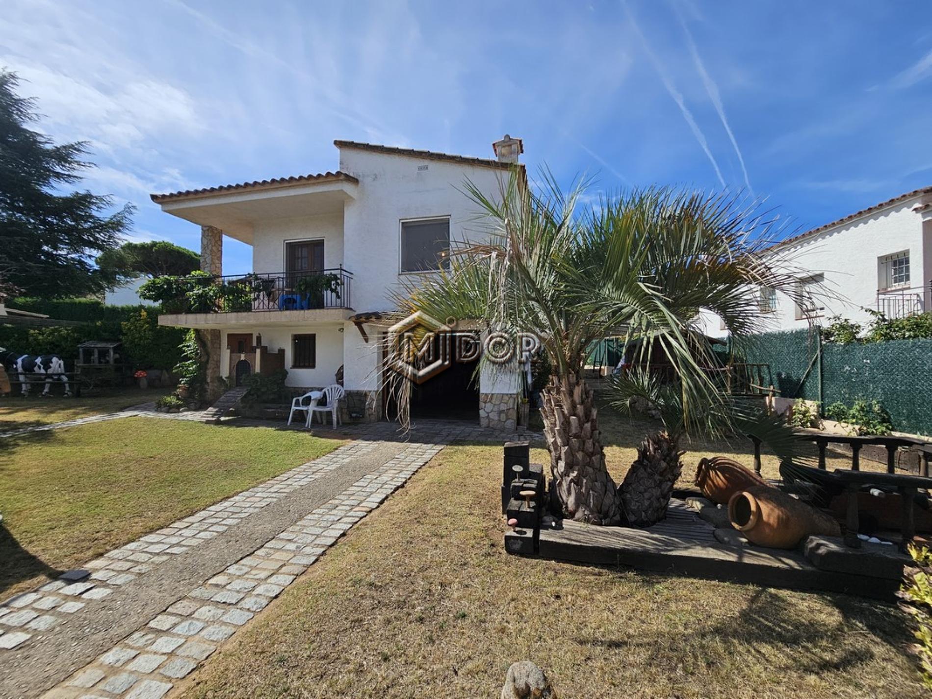 CASA AMB GRAN POTENCIAL I PISCINA PRIVADA A MAS TREMPAT (SANTA CRISTINA D'ARO)