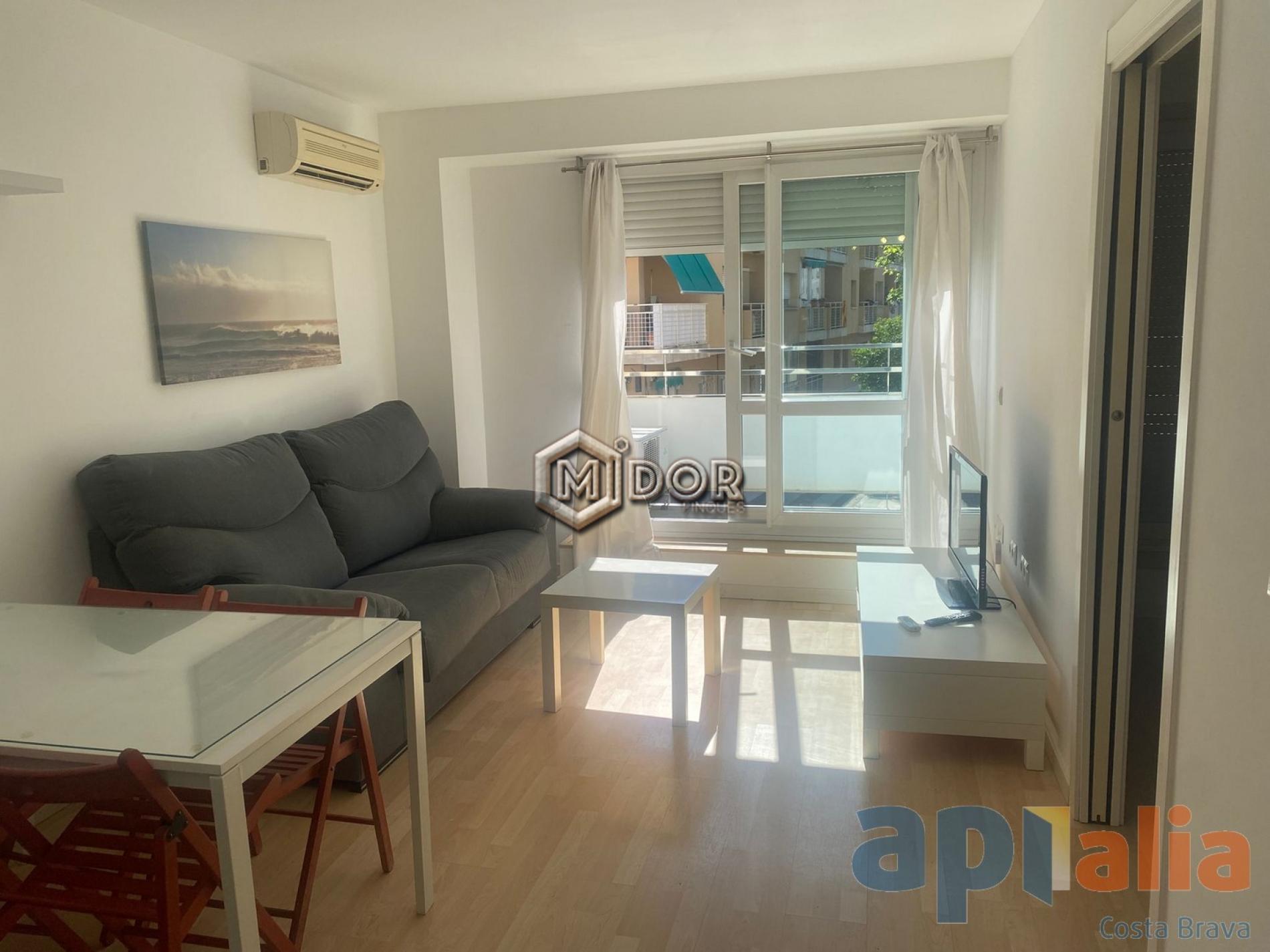 APARTMENT WITH TOURIST LICENCE IN PALAMÓS