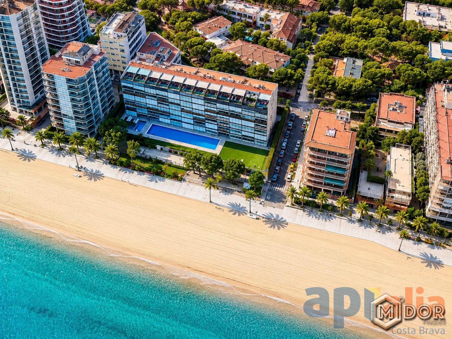 BEACHFRONT APARTMENT WITH TORURIST LICENSE