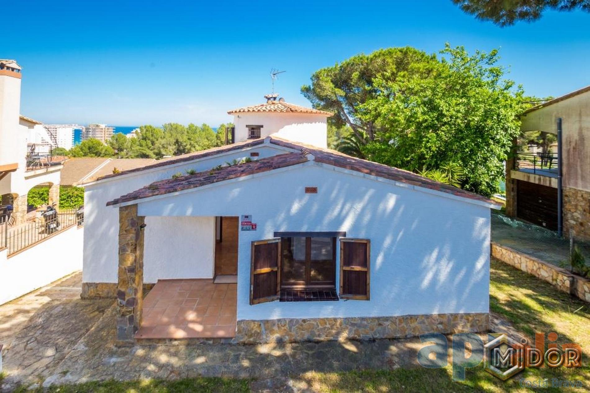 CASA CON VISTAS A MAR EN TORREVALENTINA (ST.ANTONI DE CALONGE)