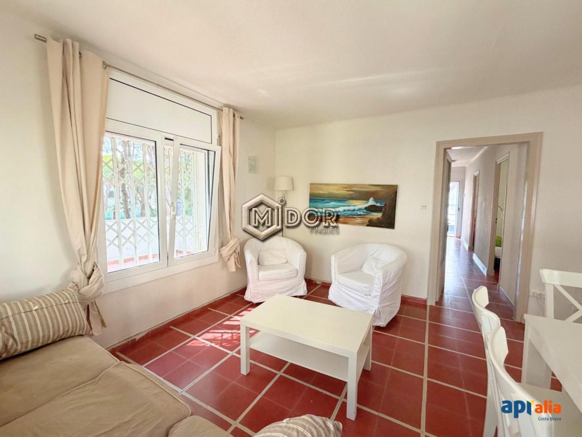 HOUSE WITH PRIVATE GARDEN AND 2 INDEPENDENT HOMES, SECOND LINE FROM THE SEA IN PLATJA D’ARO