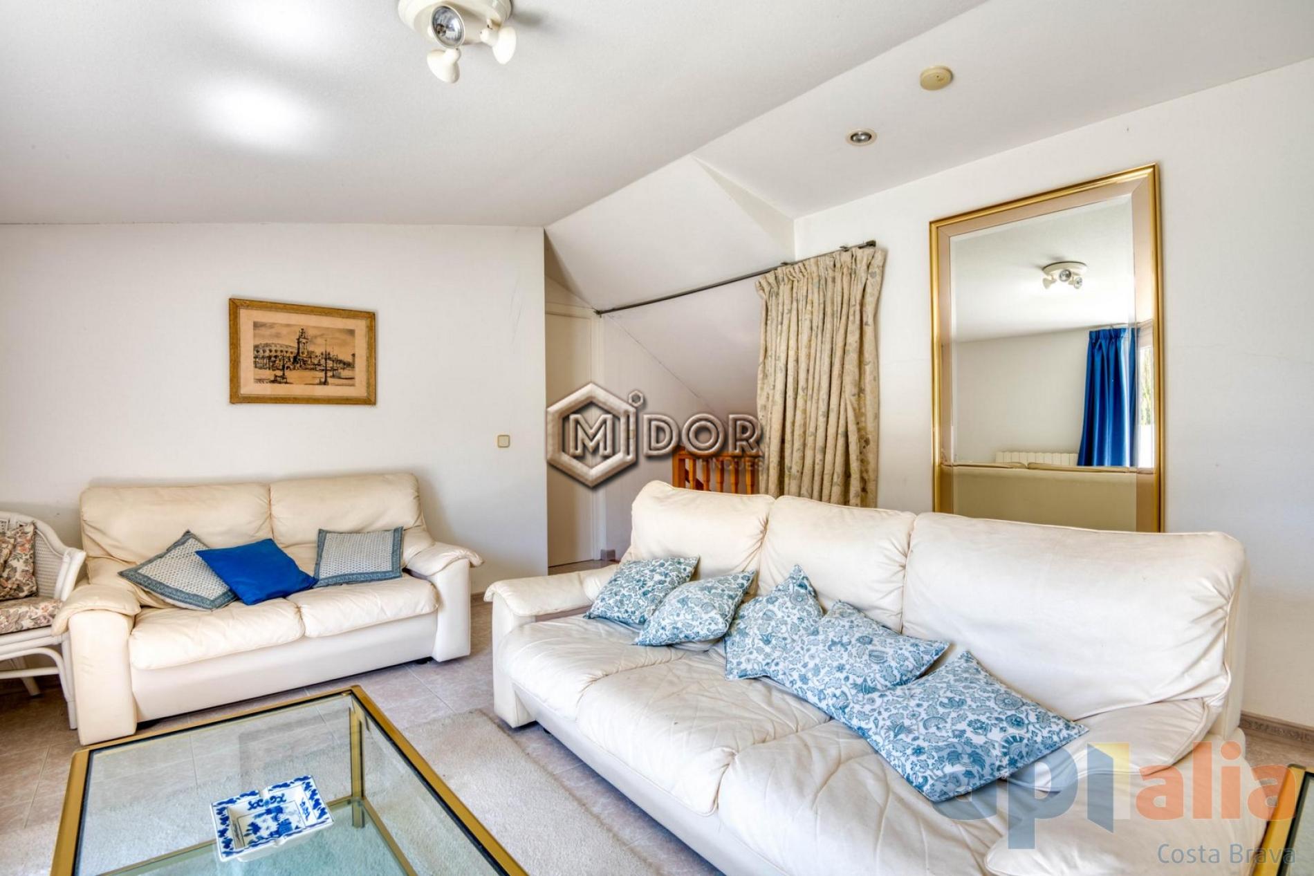 CASA A URBANITZACIÓ GOLF COSTA BRAVA (STA. CRISTINA D'ARO)
