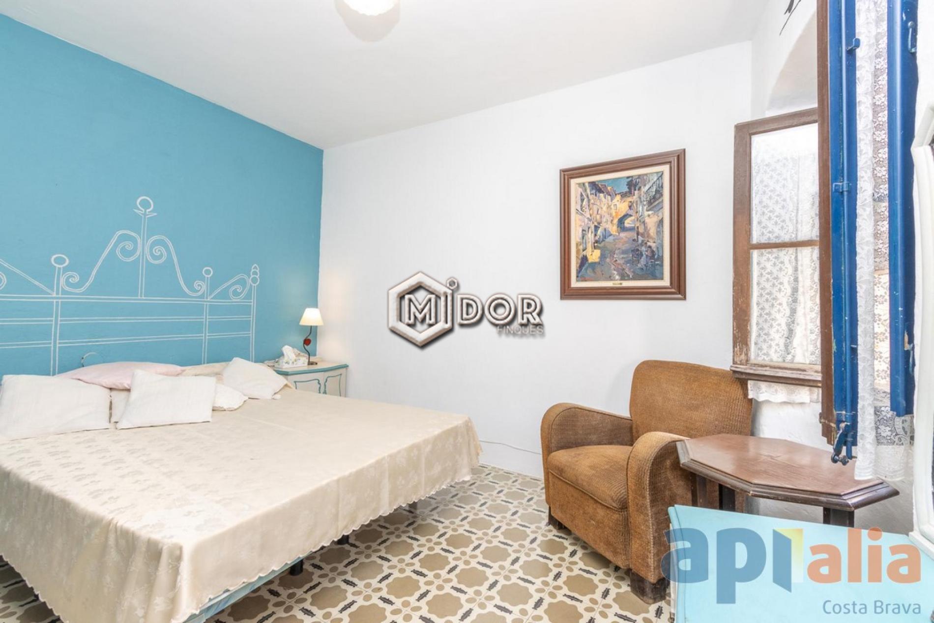 HISTORIC HOUSE IN THE HEART OF BEGUR