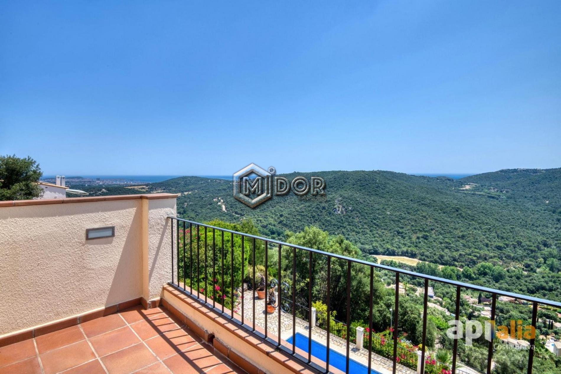 CASA AMB PISCINA A CALONGE
