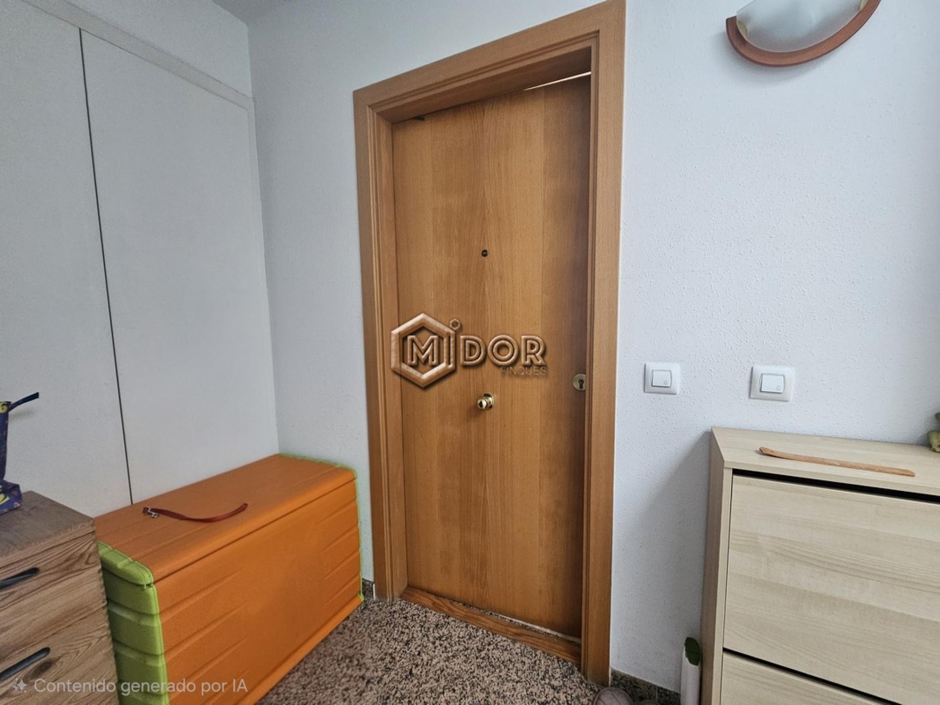 AMPLI I LLUMINÓS APARTAMENT A SANT FELIU DE GUÍXOLS (ZONA ESCLAT)