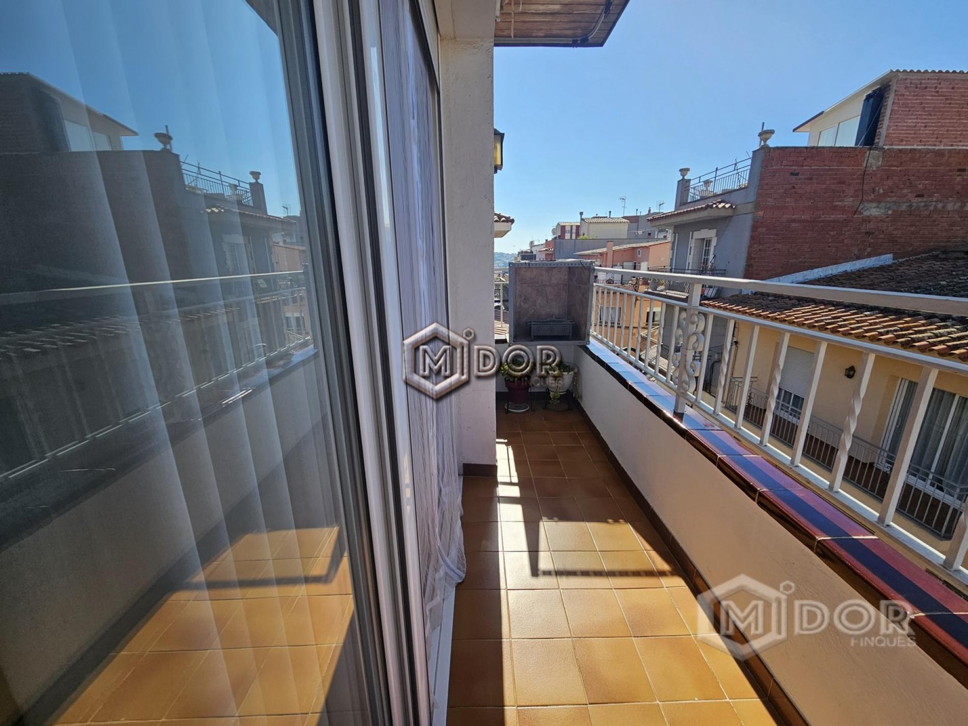 DUPLEX AMB TERRASSA A SANT FELIU DE GUÍXOLS