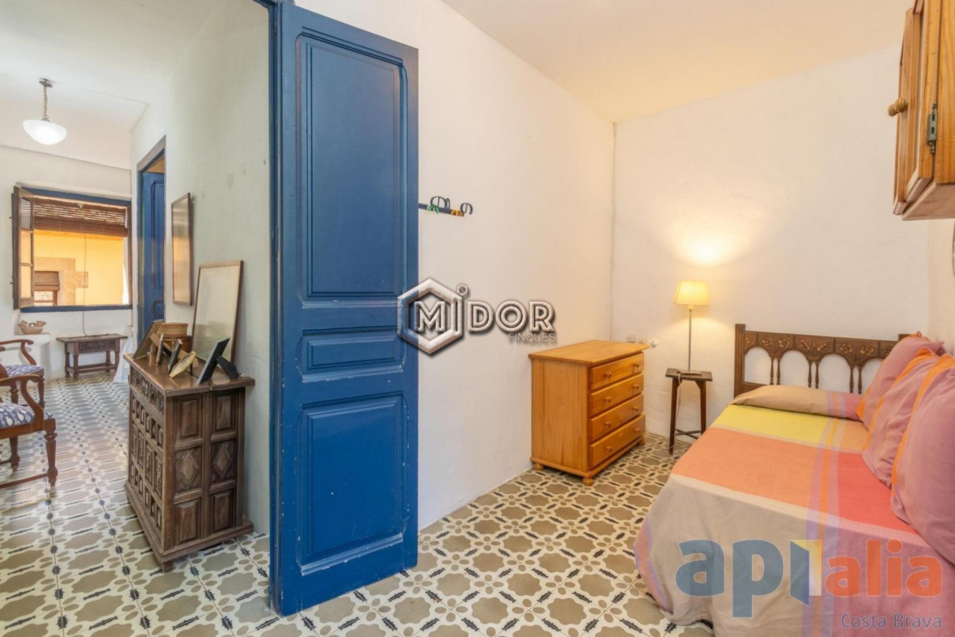 HISTORIC HOUSE IN THE HEART OF BEGUR