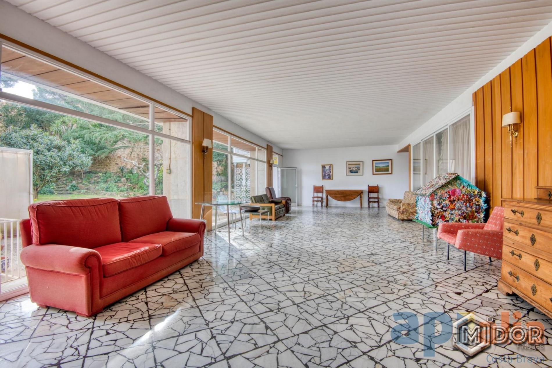 APARTAMENT PER REFORMAR A 170m DE LA PLATJA