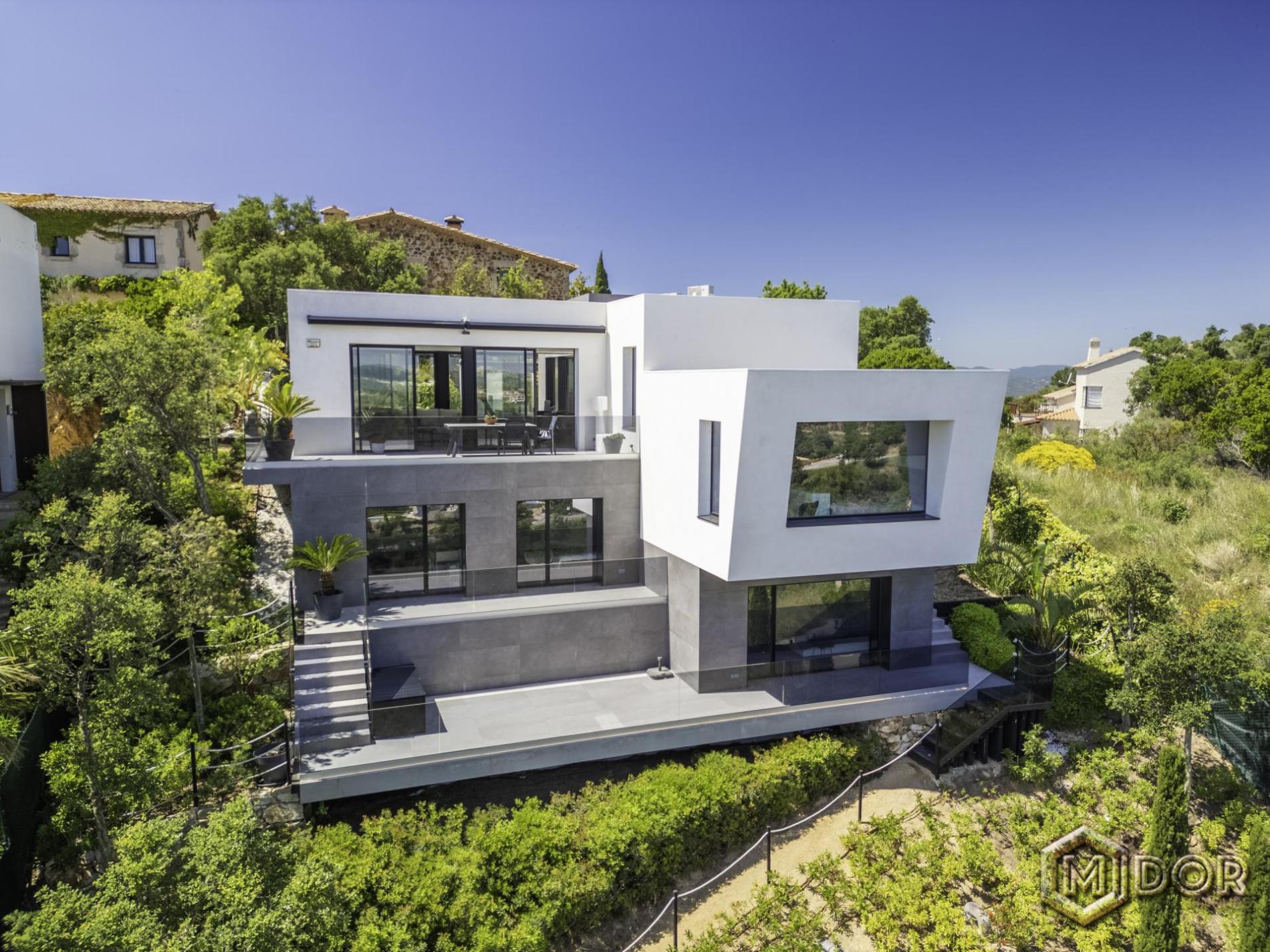 CASA AMB VISTES A MAR A PLATJA D'ARO (CIM D'ARO)