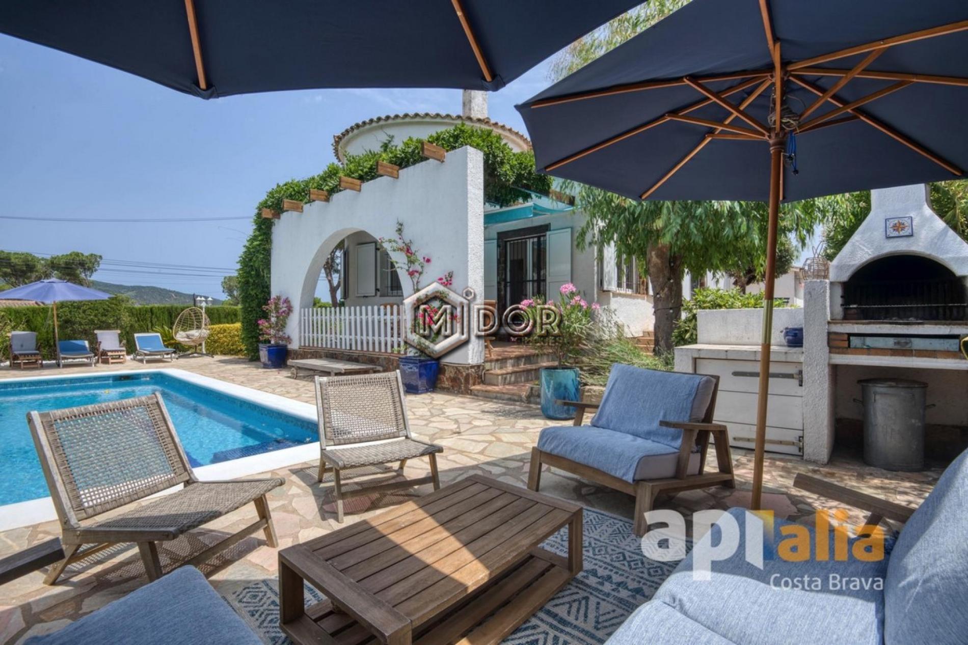 CASA REFORMADA AMB PISCINA I LLICÈNCIA TURÍSTICA