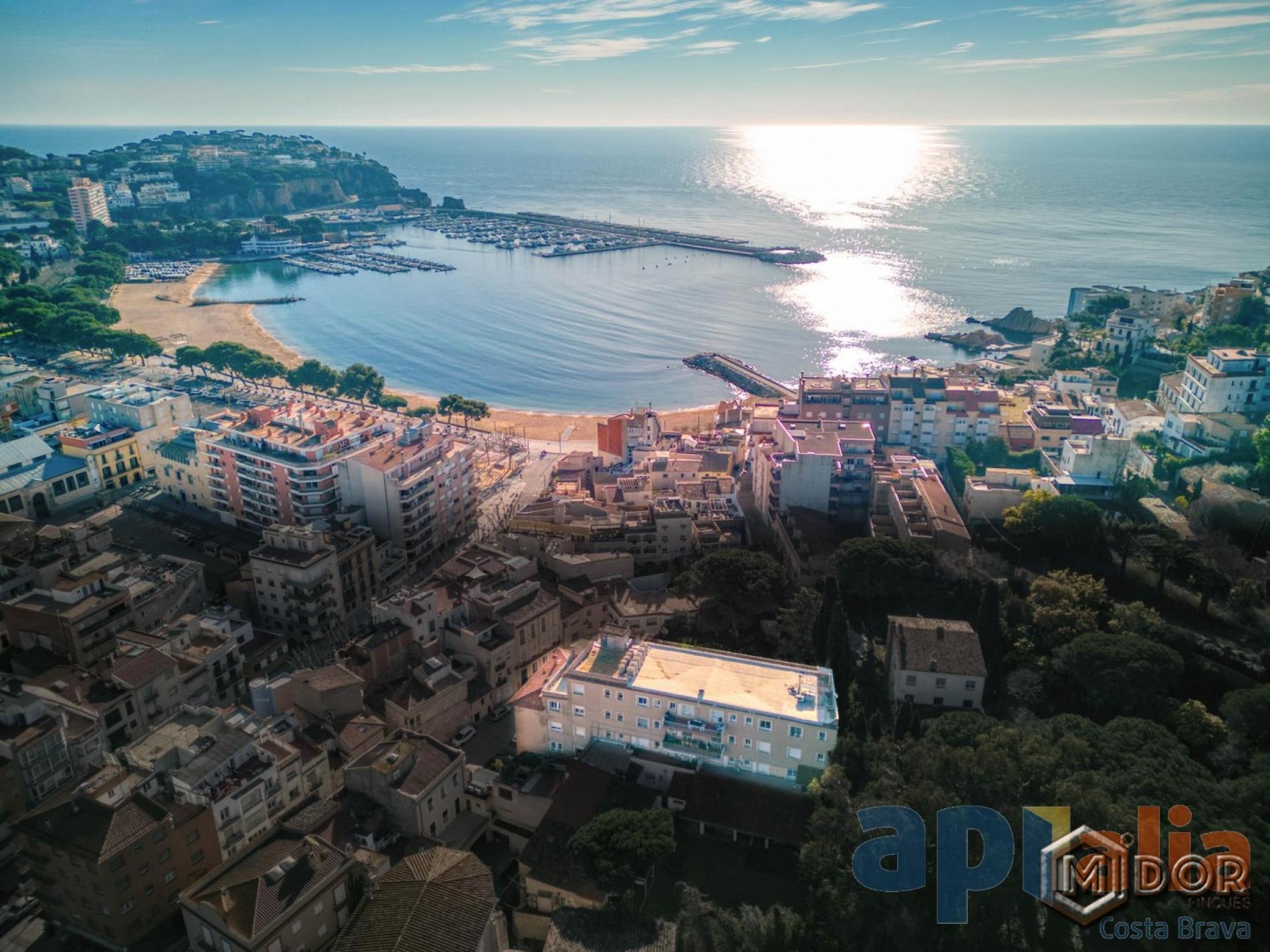 APARTAMENT AMB LLICÈNCIA TURÍSTICA A 50m DE LA PLATJA
