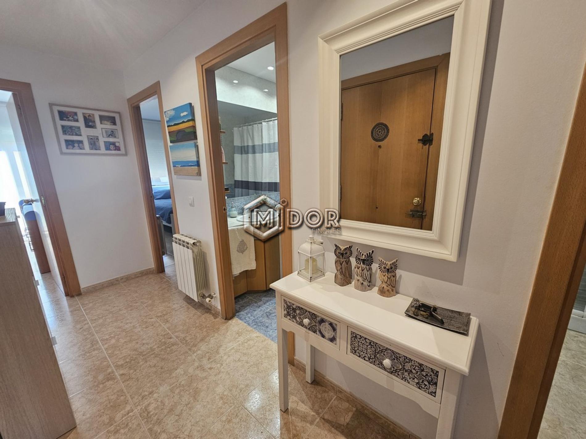 AMPLI I LLUMINÓS APARTAMENT A SANT FELIU DE GUÍXOLS (ZONA ESCLAT)