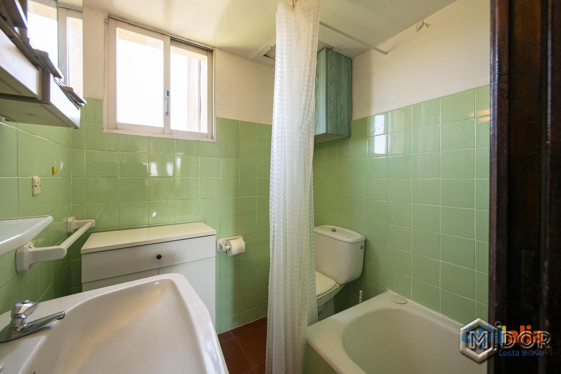 APARTMENT IN ELS PINS, PLATJA D'ARO