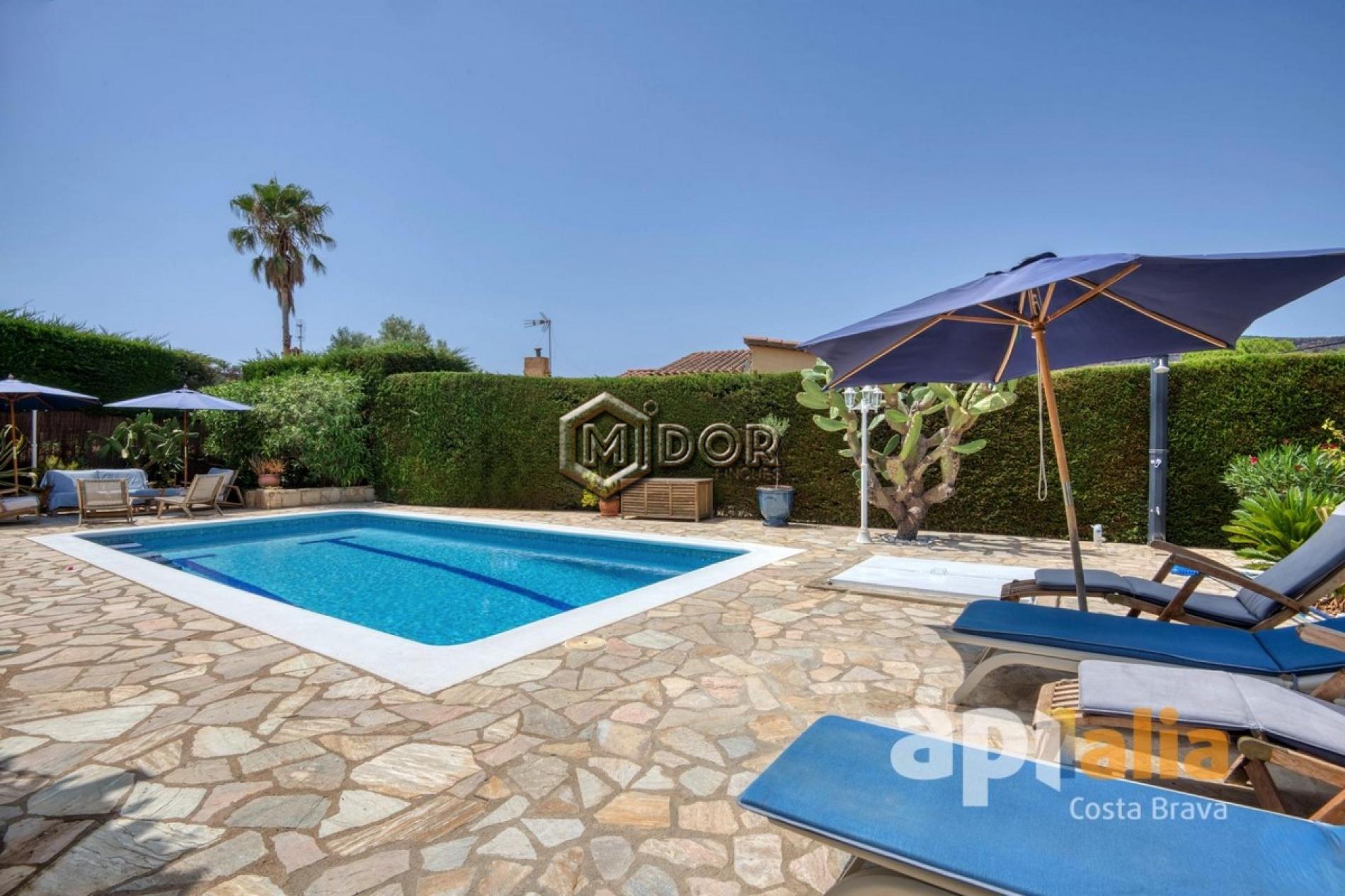 CASA REFORMADA AMB PISCINA I LLICÈNCIA TURÍSTICA