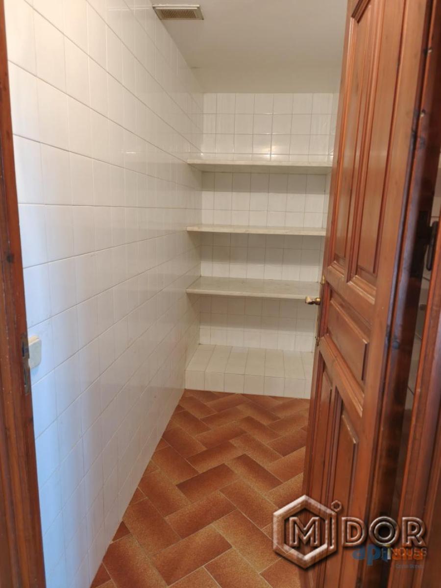 CASA A REFORMAR EN CALONGE