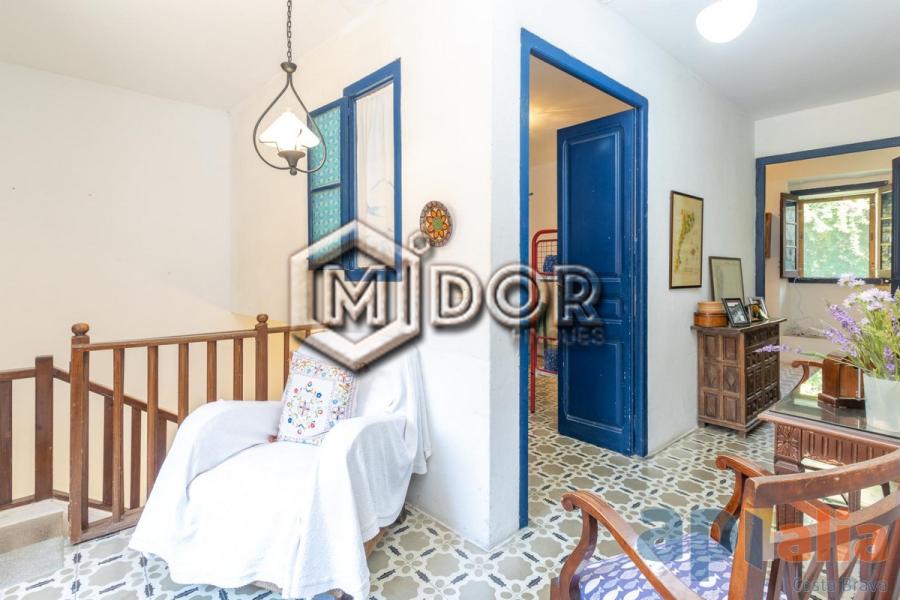 HISTORIC HOUSE IN THE HEART OF BEGUR