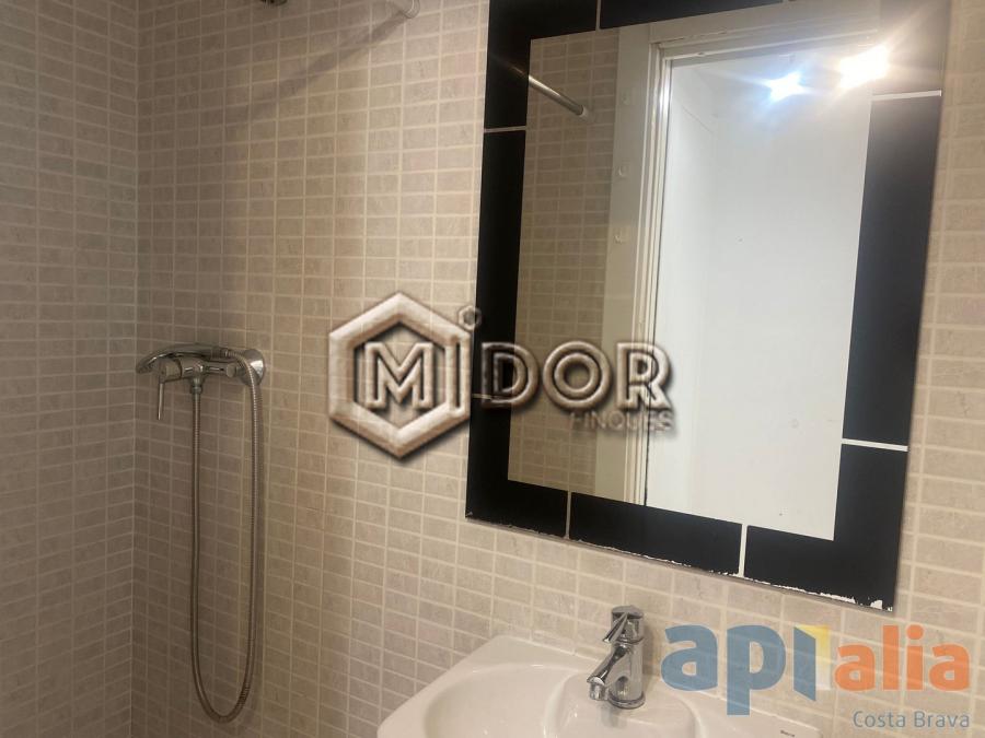 APARTMENT WITH TOURIST LICENCE IN PALAMÓS
