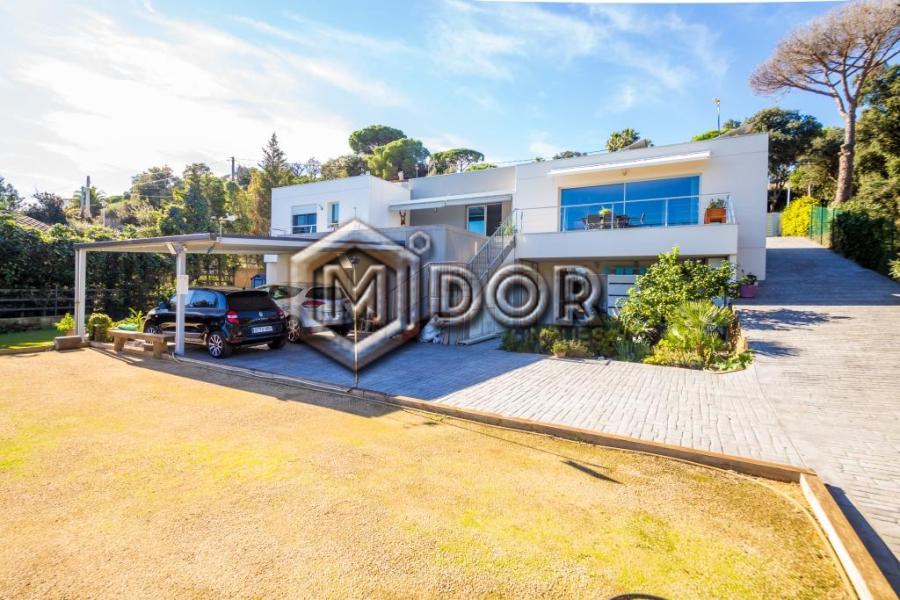 CASA MODERNA AMB VISTES A MAR A PLATJA D'ARO (MAS ROS)