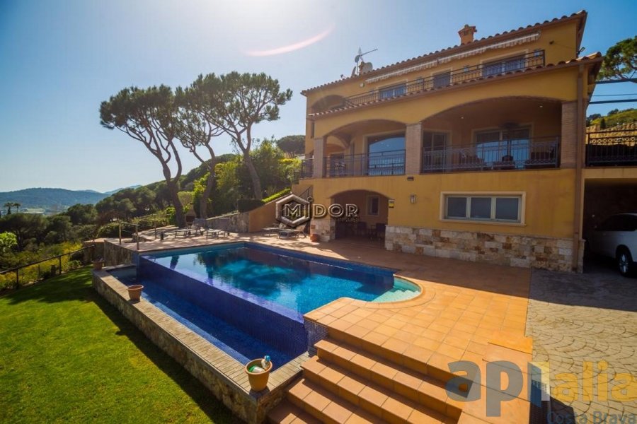 Casa amb magnífiques vistes al mar a Platja d'Aro (Can Semi)