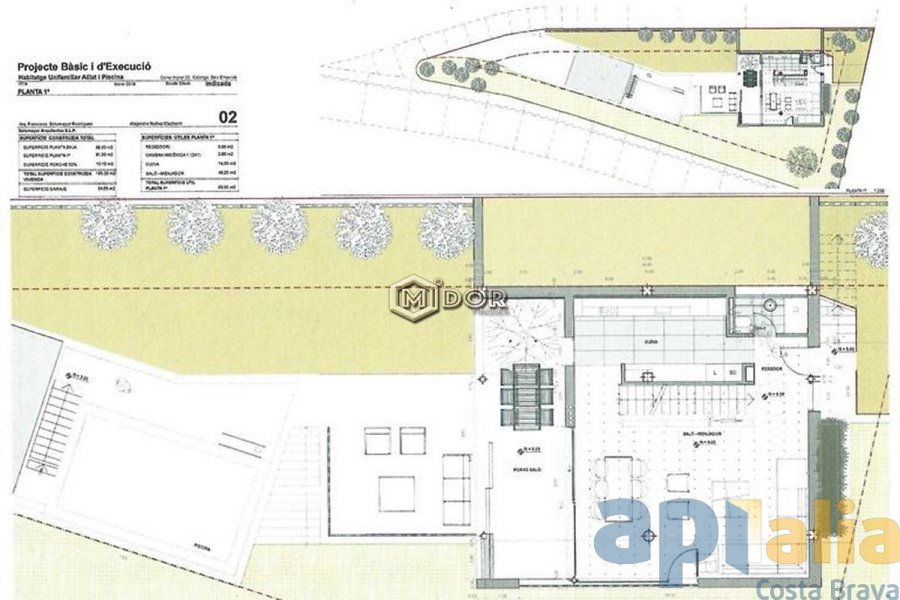 Parcel·la amb fantàstiques vistes al mar + projecte per construir una casa unifamiliar