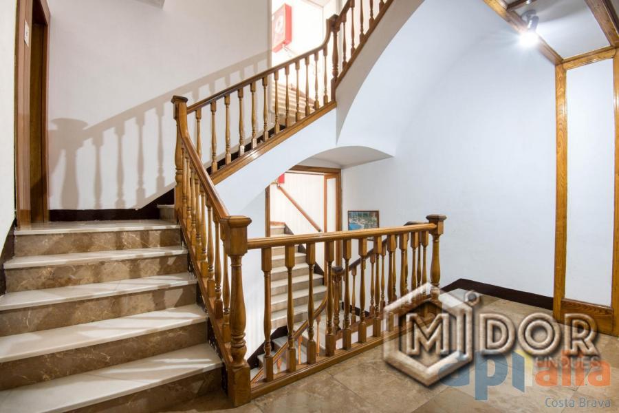 APARTAMENT PER REFORMAR A 170m DE LA PLATJA
