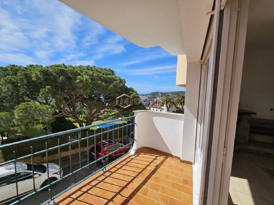 CASA ADOSSADA AMB VISTES A MAR (VOLTA AMETLLER)