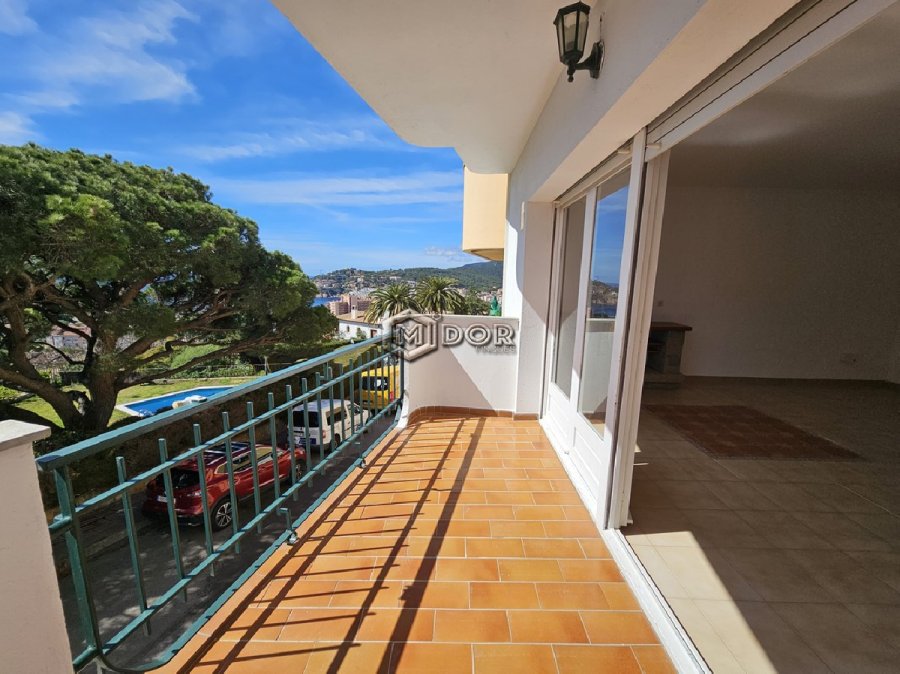 CASA ADOSSADA AMB VISTES A MAR (VOLTA AMETLLER)