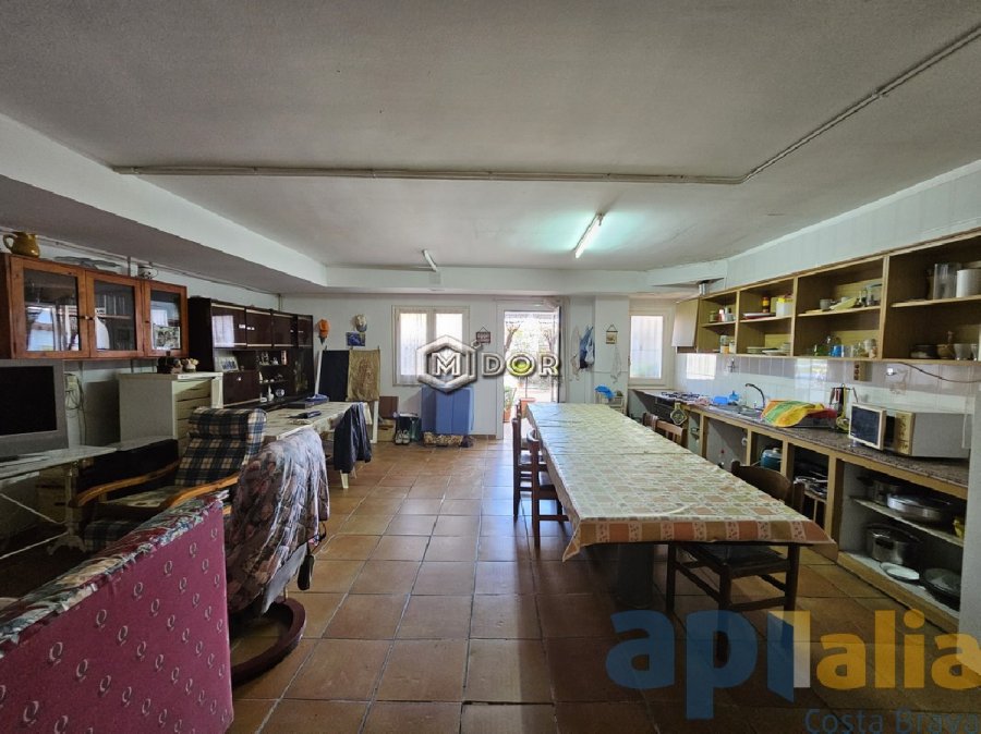 CASA ADOSSADA EN VENDA A ZONA TRANQUIL·LA DE PALAMÓS