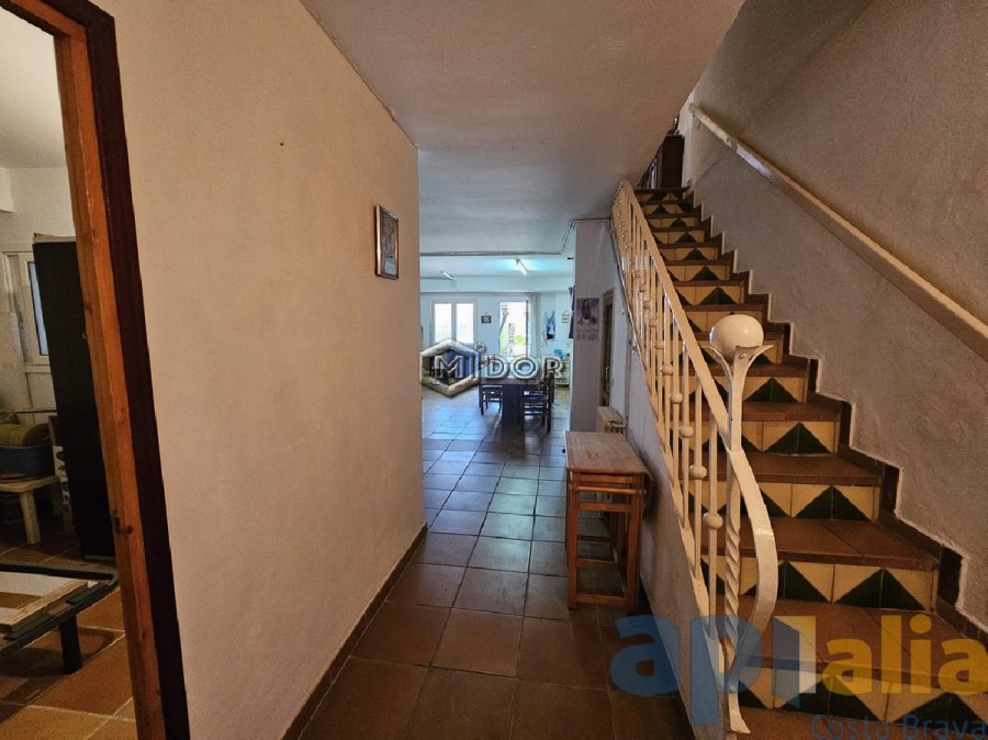 CASA ADOSSADA EN VENDA A ZONA TRANQUIL·LA DE PALAMÓS