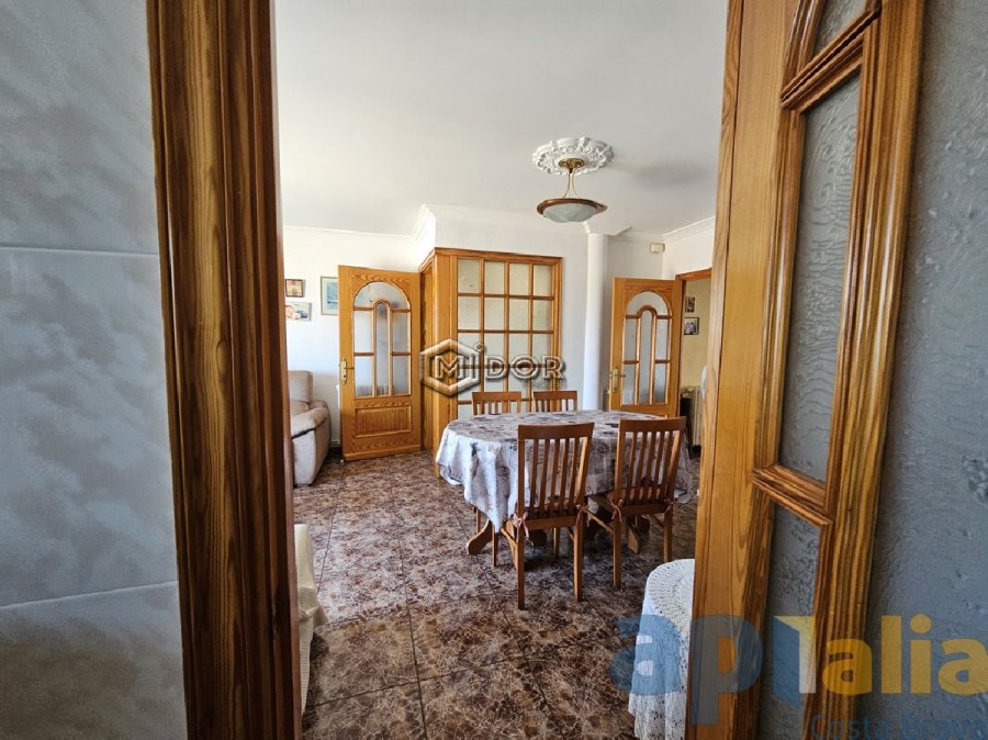 CASA ADOSSADA EN VENDA A ZONA TRANQUIL·LA DE PALAMÓS
