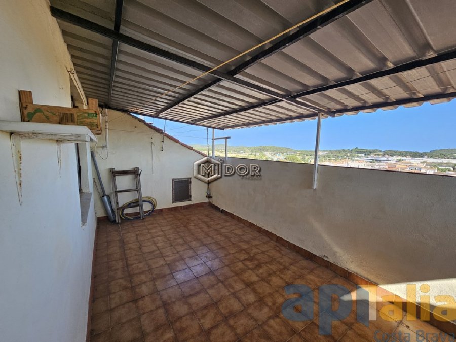 CASA ADOSSADA EN VENDA A ZONA TRANQUIL·LA DE PALAMÓS