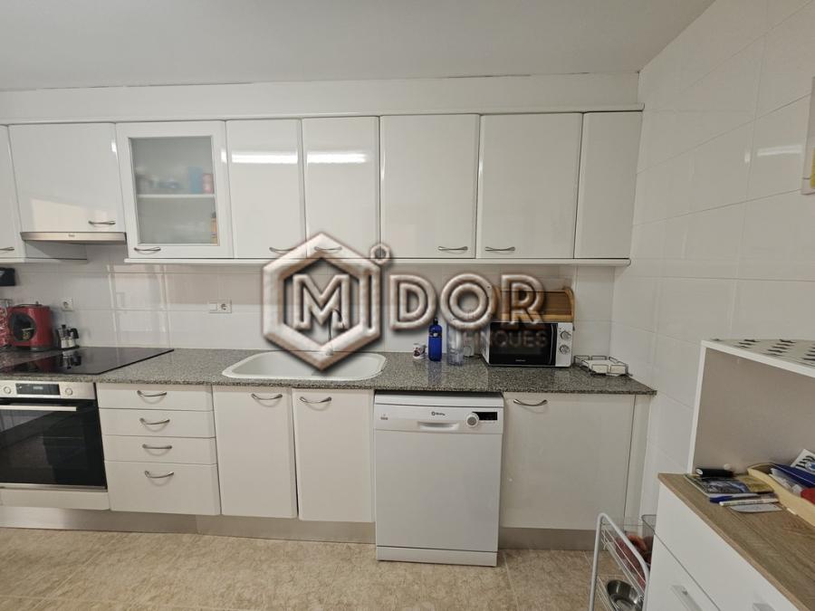 AMPLI I LLUMINÓS APARTAMENT A SANT FELIU DE GUÍXOLS (ZONA ESCLAT)