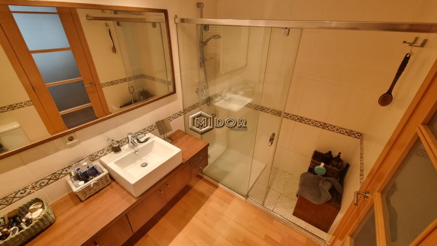 CASA ADOSSADA AMB PATI I GARATGE A 2 MINUTS DE LA PLATJA