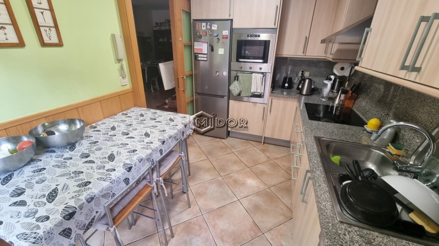 CASA ADOSSADA AMB PATI I GARATGE A 2 MINUTS DE LA PLATJA